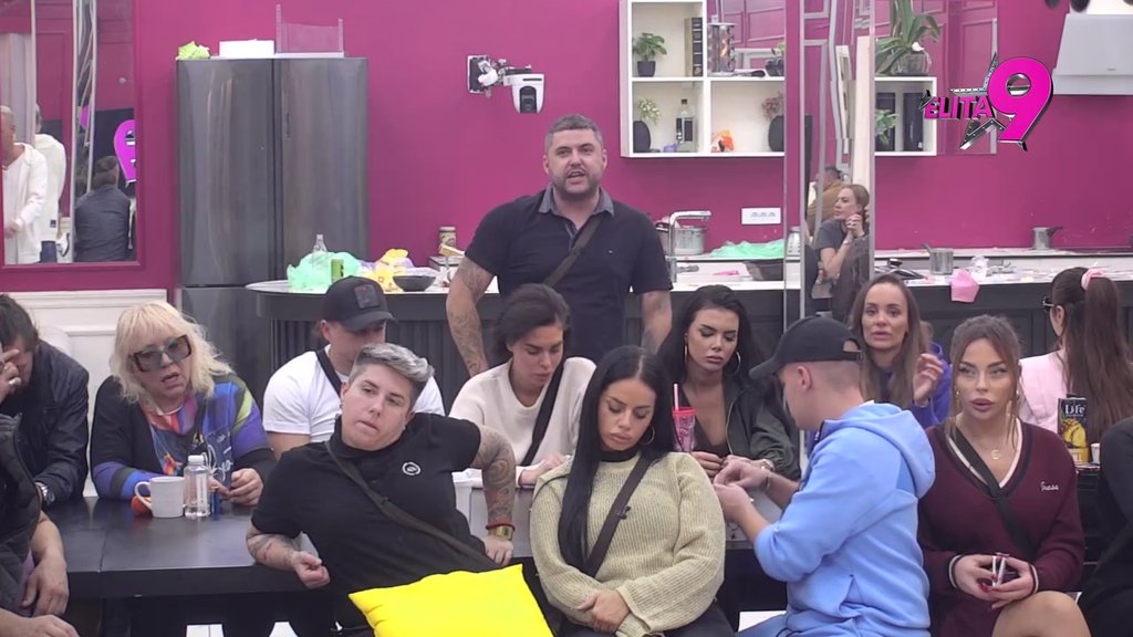 TI SI MONSTRUM: Asmin osuo drvlje i kamenje po Teodori, pa istakao da je Filip zaobilazi u širokom luku od momenta kada je dobio šta želi! (VIDEO)