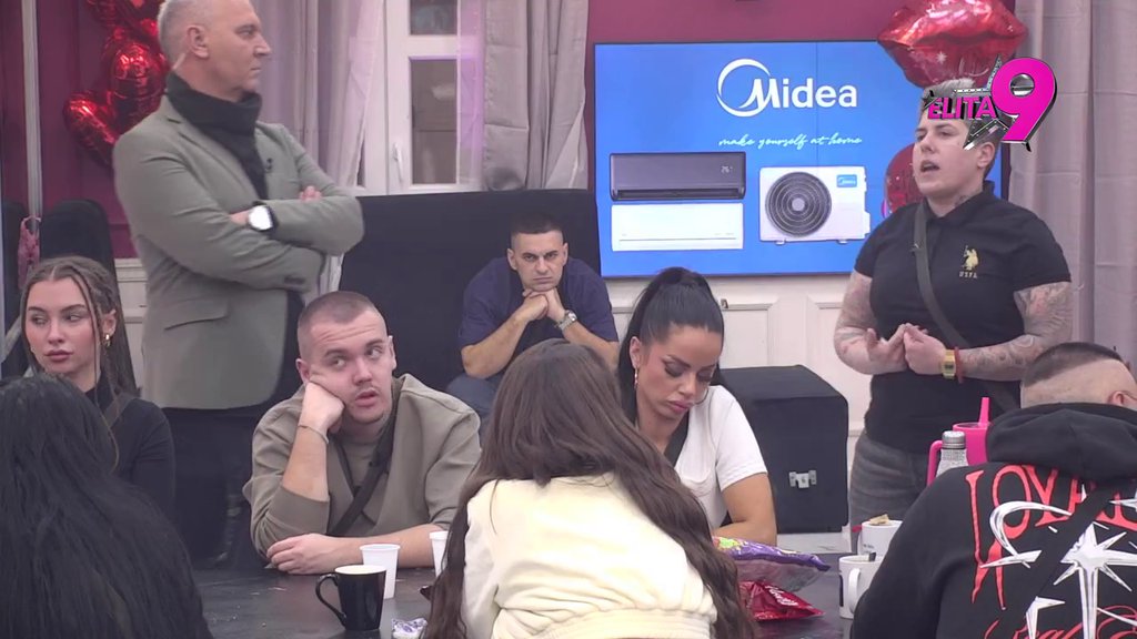 Matora na stubu srama: Zbog izdaje Janjuša popila osudu takmičara, Bora skočio kao oparen da je ponizi! (VIDEO)