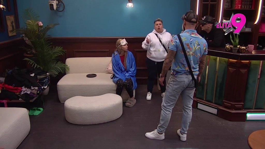 ANITA MU DOŠLA GLAVE! Luka pokušao da se opravda zbog Igre istine, pa nastao HAOS, Aneli promenila sve boje (VIDEO)