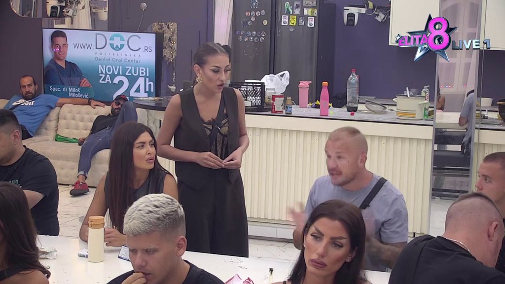Mogu da se bavim njenim porodičnim tajnama: Matora odala da ima keca u rukavu, pa poželela sve najgore Stefani! (VIDEO)