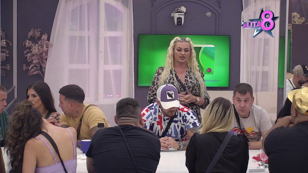 Za rijaliti prodaješ svoju... Marko nikad suroviji, sasuo Sofiji sve u lice, ona ga ponizila kao nikada: Gledaš me stalno, svi to vide (VIDEO)