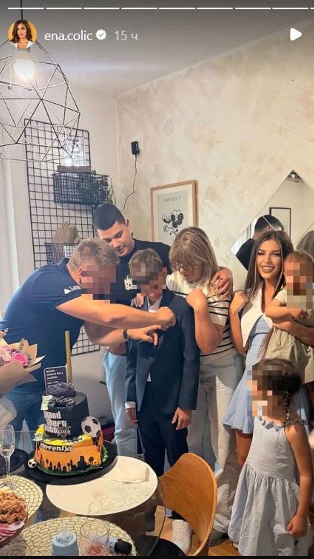 VELIKI DAN ZA ENU ČOLIĆ, PEJA SVE VREME UZ NJU: Ovo je najvažniji trenutak njenog sina (FOTO)