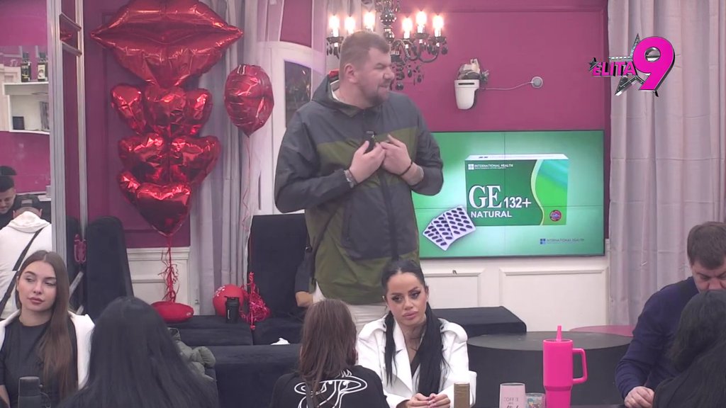 BUKTI RAT MAJE I JANJUŠA: Sevaju brutalne prozivke sa svih strana, on daje sve od sebe da Alibabi otvori oči! (VIDEO)