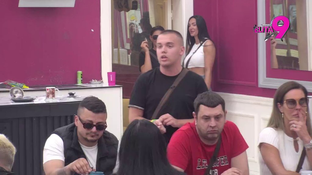 Njoj je bitna samo popularnost, novac i porodica! Dača raskrinkao Sofiju do srži, tvrdi da nikad nije marila za Terzu! (VIDEO)