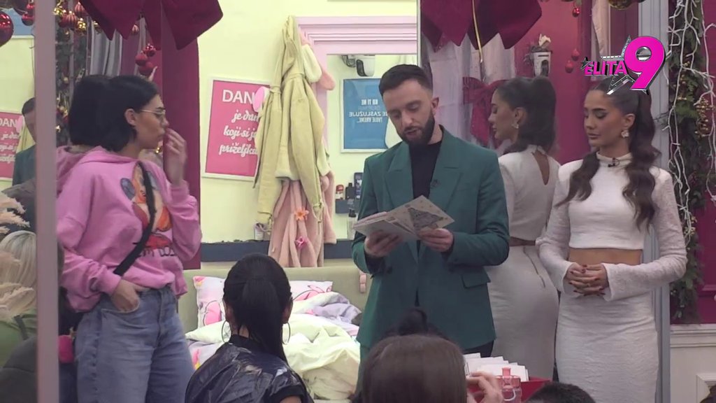 ŠOK U BELOJ KUĆI! Mina Vrbaški kroz suze progovorila o ocu, s kojim nije govorila godinama: Čudno mi je da kažem tata, ali... (VIDEO)