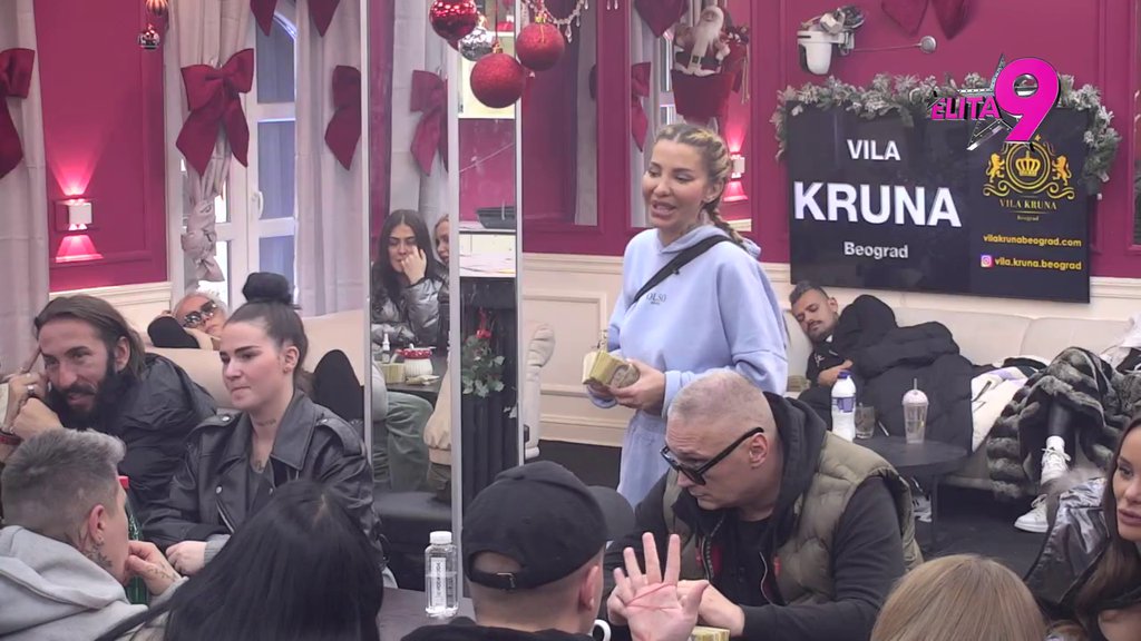 Nadam se da ne misliš da sam SOTONA! Aneli s blaženim osmehom prišla Filipu, pa zatražila potvrdu pomirenja! (VIDEO)