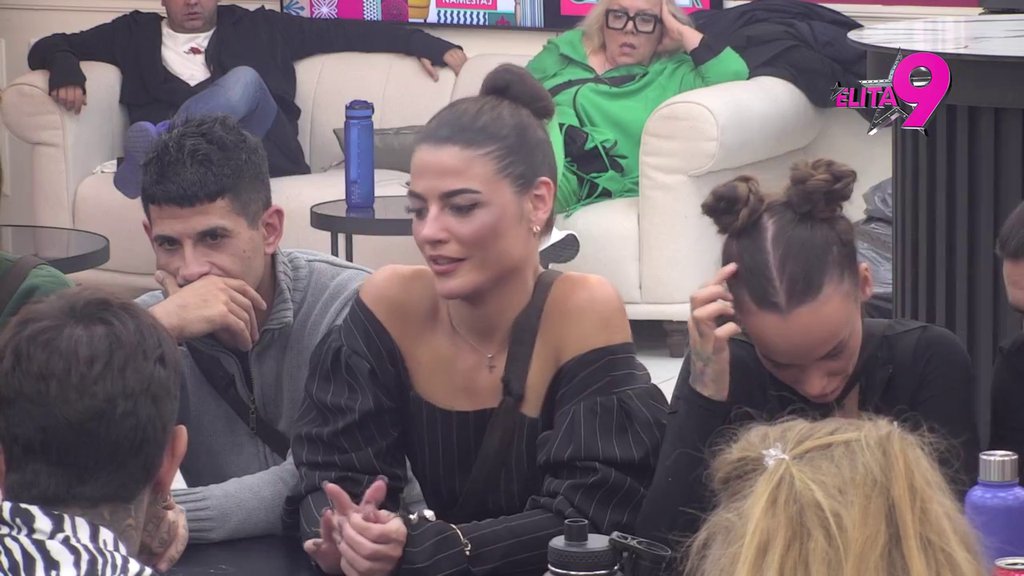 Izdala je nije ni trepnula: Sandra Todić otkrila sve o krađi džaka Borinog brata, Boginja bila jedna od vodećih! (VIDEO)