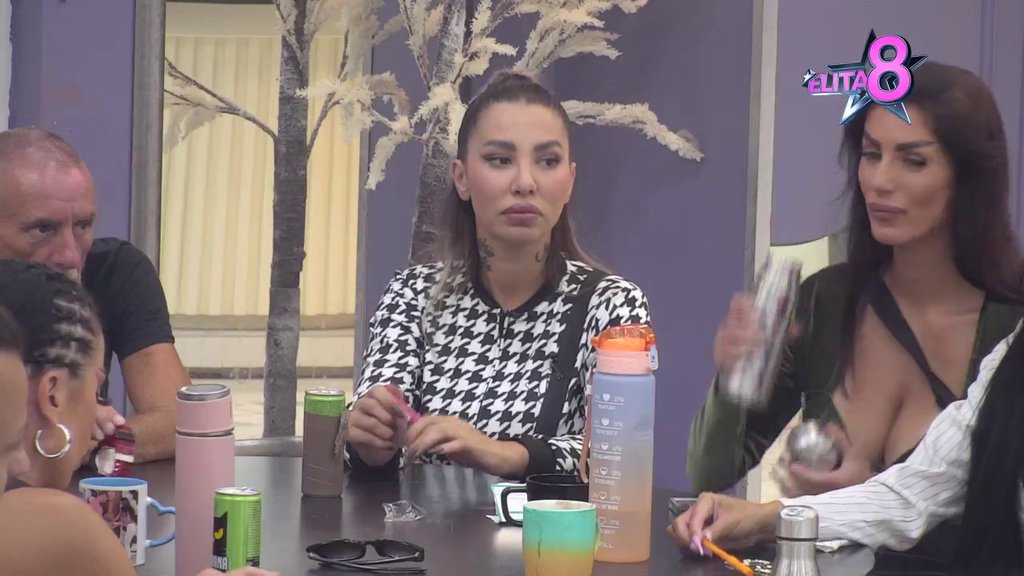 Struka se oglasila! Bebica ubeđen da je Aneli postala Lukina opsesija, pa je izrešetao nizom uvreda! (VIDEO)