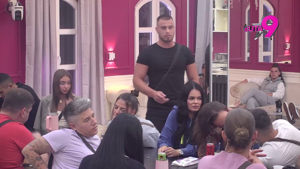Kačavenda huškala Jovanu da napada Janjuša? Ona razvezala jezik i obelodanila istinu! (VIDEO)