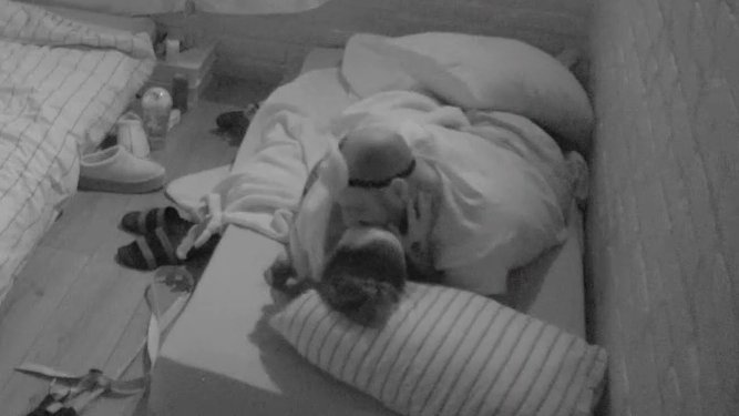 JASNA JE RAZLIKA: Nakon zbližavanja Boginje i Đukića, hitno se oglasila njena drugarica, evo da li smatra da se Filip sveti Aniti preko Tanje