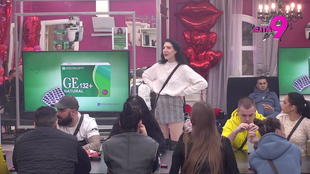 Mafijašica i kur**tina: Hana i Nerio zajedničkim snagama pokosili Sandru, Aneli konačno priznala: Boli me što je Janjuš na Asminovoj strani, pogađaju me njegovi komentari (VIDEO)