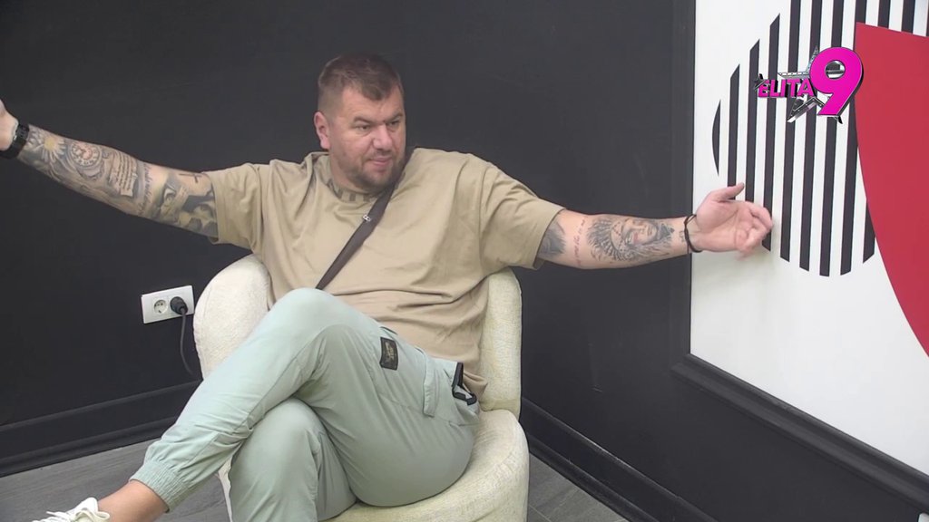 Iz dana u dan tone u sve veći mulj: Janjušu samo kokice fale dok gleda Kačavendin sunovrat, ne može da veruje koliko se izblamirala! (VIDEO)