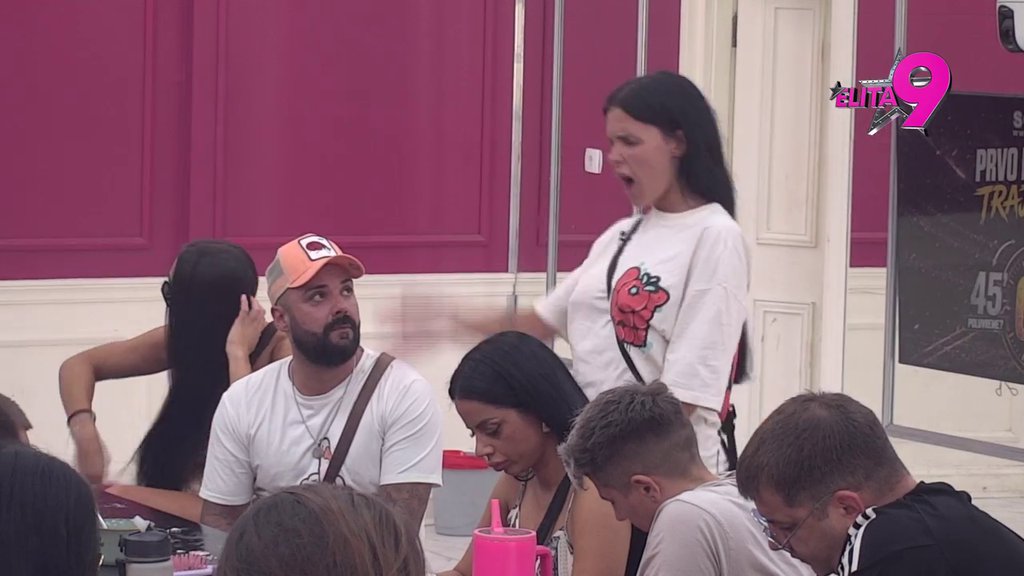 Bukti rat Anđela i Anite! Izneli gomilu prljavig veša, Rankoviću pukao film: Da pričam pred Lukom šta voliš u s*ksu? (VIDEO)