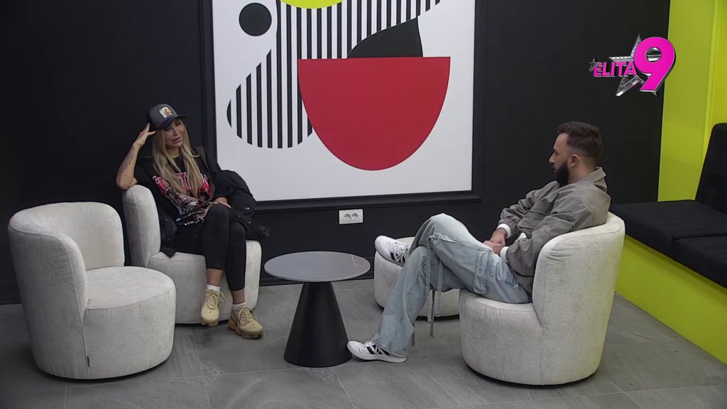 Luku ne može da mi zameni STO ALIBABA: Aneli progovorila o odnosu sa Asminom, precrtala Janjuša, pa se spetljala na pitanje o Vujovićevim BATINAMA (VIDEO)