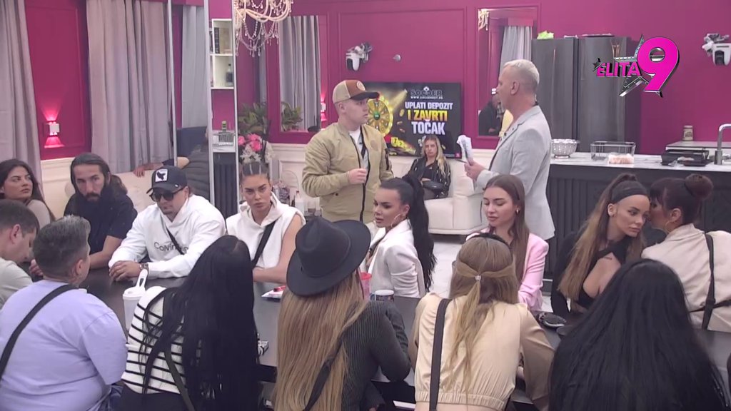 Asmin i on su prirodna selekcija: Durdžić stao uz Vujovića, ona ih izvređala, Luka zaurlao: Sram te bilo, sada isto misliš... (VIDEO)