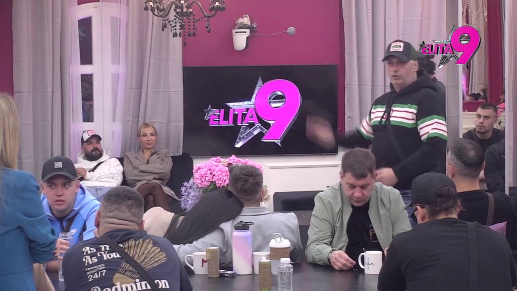 Opšti haos! Luks razotkrio flert Aneli i Anđela, nastao karambol za stolom: Sve je bilo tako kako je... (VIDEO)