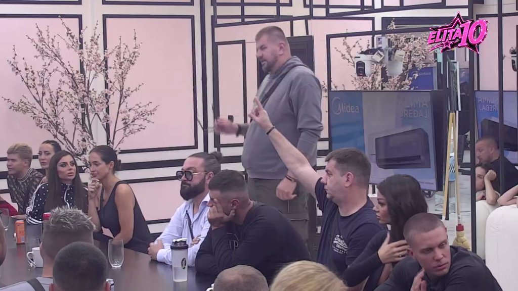 Naša veza nema perpektivu: Filip priznao da ga izluđuju Anelini postupci, Janjuš izanalizirao njihovu situaciju, pa doneo zaključak: Ne krivim je, već muškarce koji... (VIDEO)