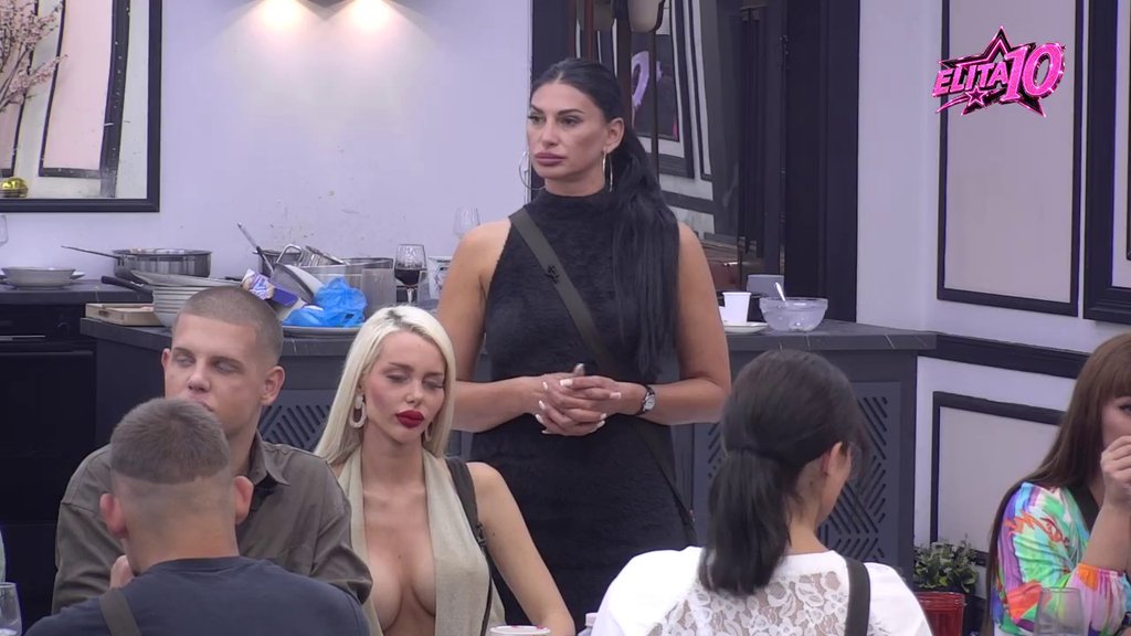 ŠOK! Car otkrio šta su zapravo on i Aleksandra Jakšić radili ispod pokrivača (VIDEO)