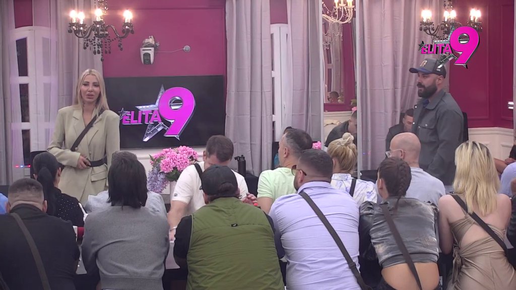 Tenzija rapidno raste! Aneli nikad bešnja zbog Lukinog povlačenja od Alibabe, Vujović neće da ćuti: Evo joj Mića i Ivan, evo joj svi, da... (VIDEO)