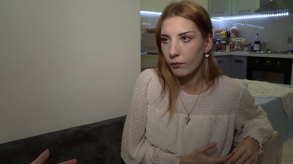 Od njih je mogao da nauči da prenosi kofere i da krade: Hana Duvnjak urnisala Ahmiće, ne štedi reči: Grofica se pravi da je umetnik, a Edita mi je SEKLA garderobu (VIDEO)