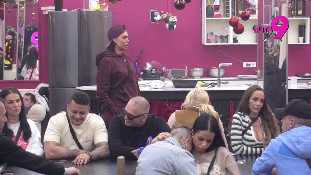 PRAVO U CENTAR! Janjuš održao lekciju Milici Veličković, pa podržao ljubav Sofije i Terze: Ona mora da shvati... (VIDEO)