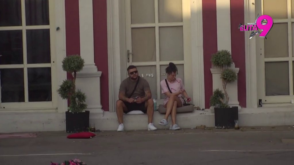 Ovo još niste čuli: Maji Marinković se ni psihijatar ne javlja više na telefon! Ona ne može da dođe do daha od smeha (VIDEO)