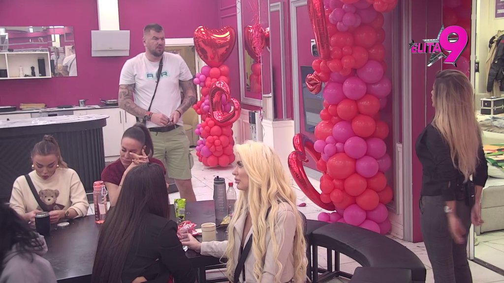 Ovo magare treba zgaziti kada je u blatu: Janjuš priznao da mu je ŽAO Aneli, Ivan udario na nju nikad jače (VIDEO)