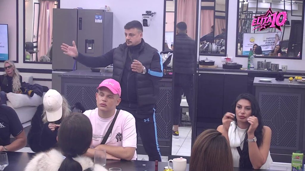 DONEO ODLUKU: Terza priznao da li bi bio u vezi sa Laurom (VIDEO)