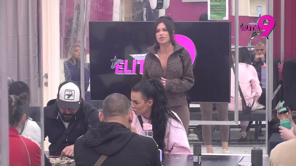 ONI PRAVE VOAJERE OD NAS! Stanija oplela po Asminu i Maji zbog intimnih odnosa: On peca žene na dete!  (VIDEO)