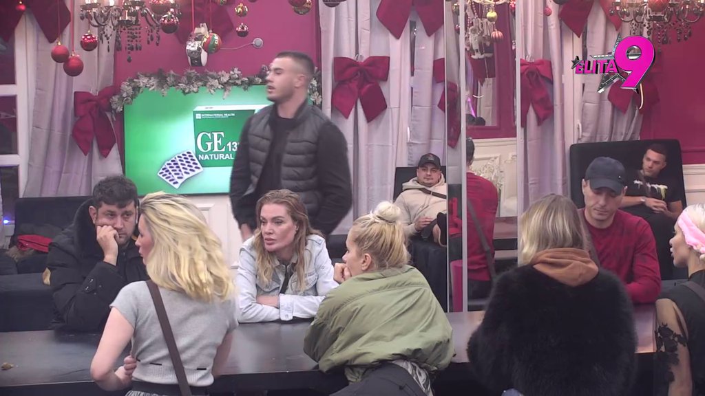 Svi prijatelji joj okrenuli leđa: Mina na meti osuda zbog veze sa Viktorom, Terza jedva dočekao da je unakazi! (VIDEO)