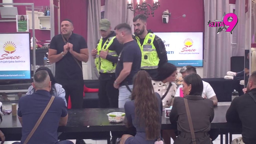 Kačavenda mirođija u svakoj čorbi: Brutalnim uvredama prekinula sukob Anđela i Luke, sve gori od prozivki u Eliti! (VIDEO)