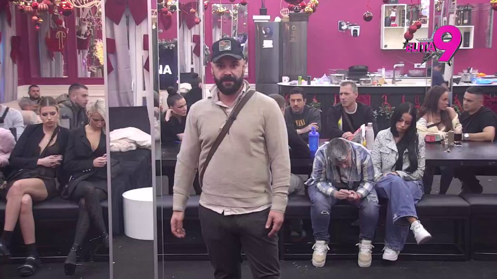 Karambol u Eliti! Luka totalno podivljao, ušao u crveno, pa rastavio Aneli na činioce: Ona jaka žena?! Po čemu?! Ona ne može da se nosi sa... (VIDEO)