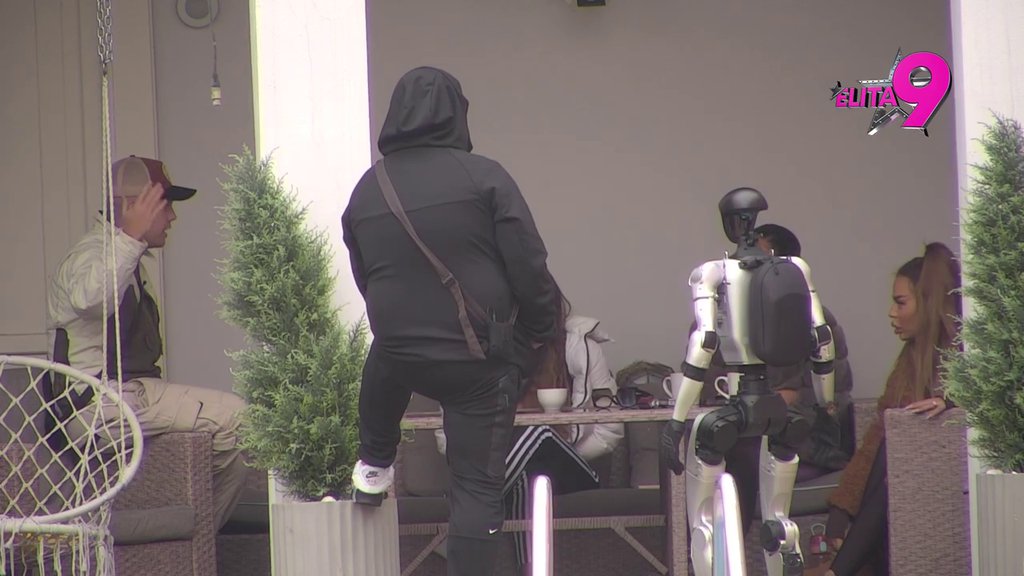 PREBOLEĆE ON MENE: Teodora dala Bebici rok ČETRDESET DANA da je izbriše iz svog srca, njega svaka reč pogađa kao metak! (VIDEO)