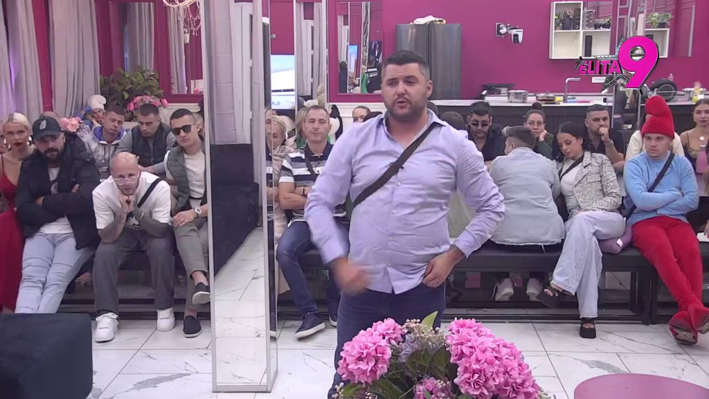 Nije htela da bude deo ekipe koje Alibaba voza: Asmin progovorio o odnosu sa Majom, KRIVO mu što je izvređao: Ona je ime i nije devojka za ponižavanje! (VIDEO)