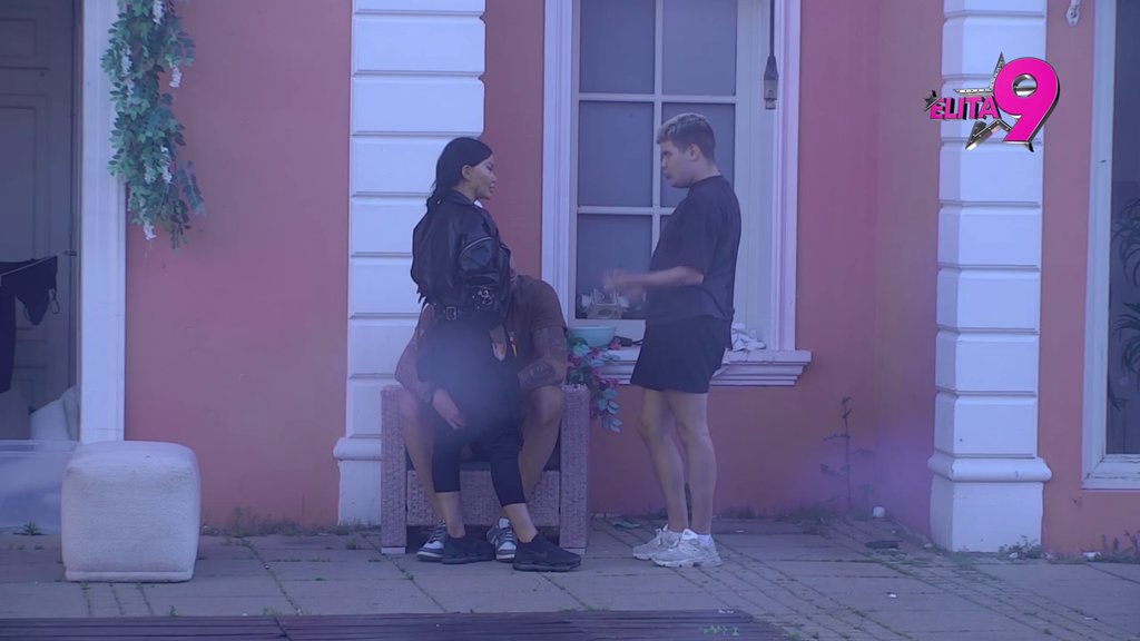 Smeh do suza u cik zore: Uroš obnavlja gradivo za polaganje vožnje, Janjuš i Vanja ne veruju kakve greške pravi (VIDEO)